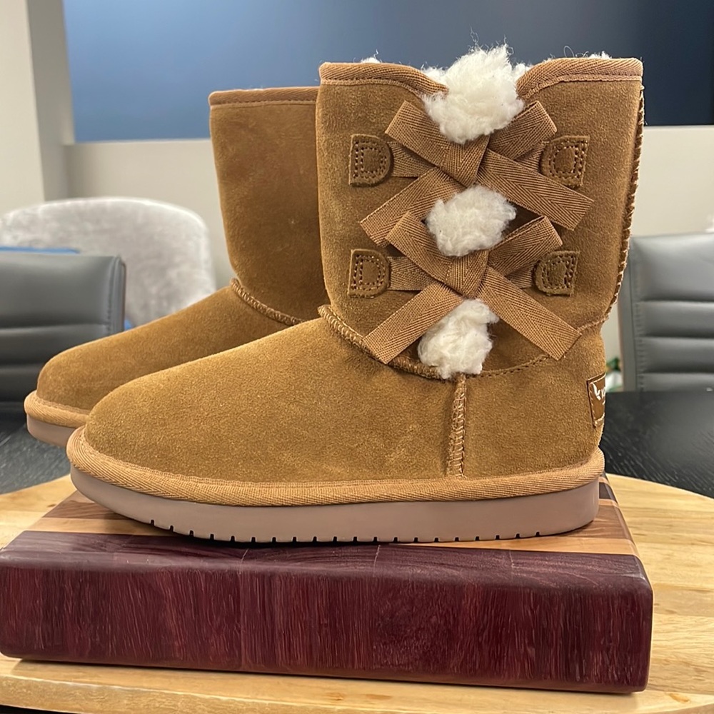 Koolaburra Girls Camel Boots